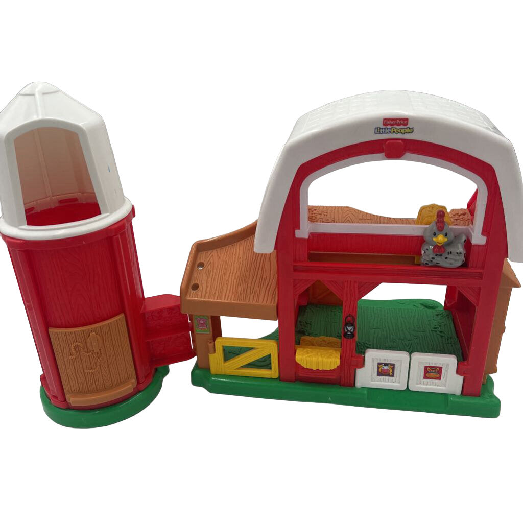 Barn w/ Farm Animals