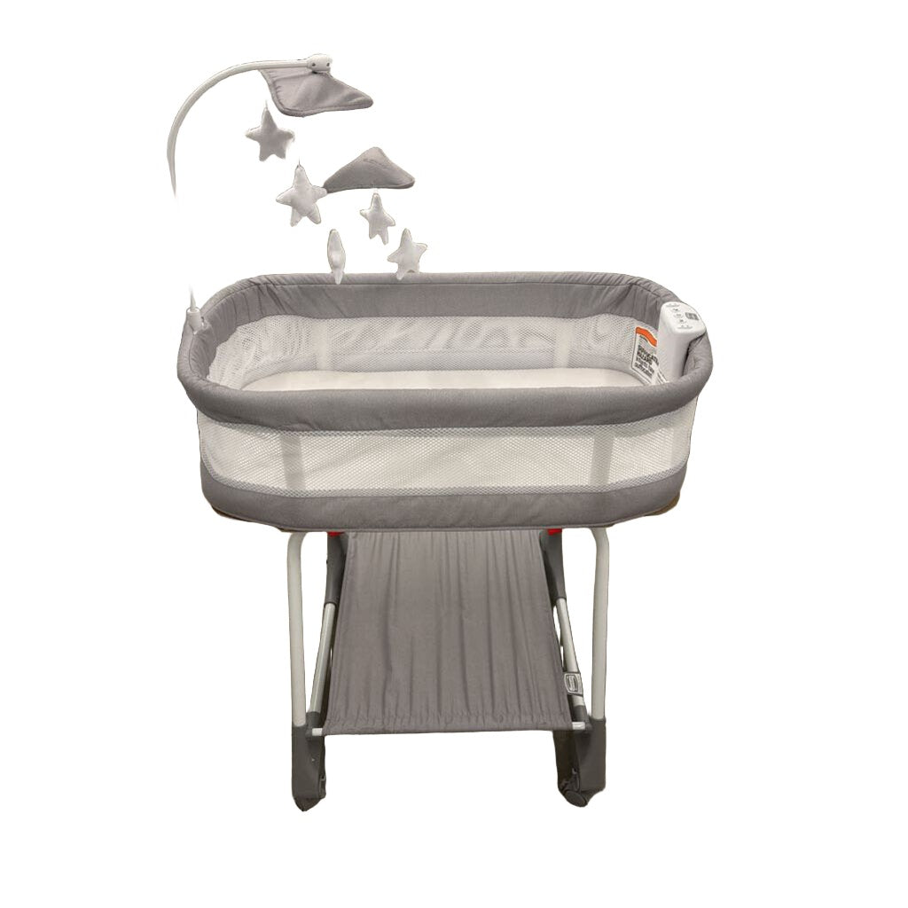 Shooting Star Rocking Basinet