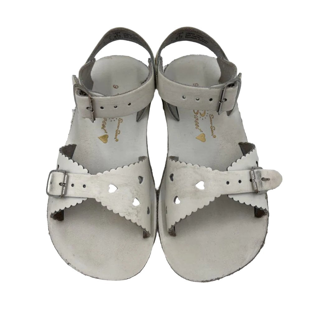 Buckle Sandals / Hearts