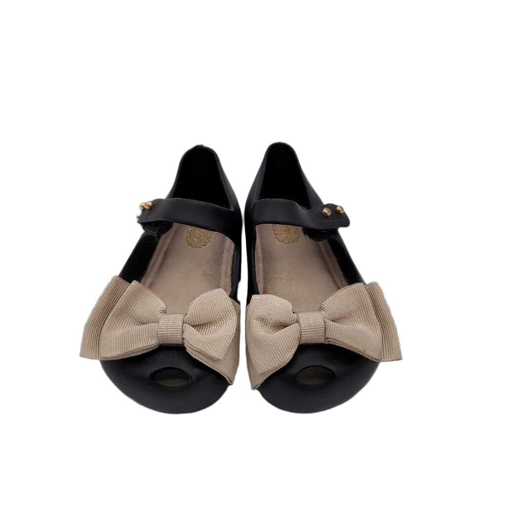 Velcro Peak A Boo Toe Shoes / Bow