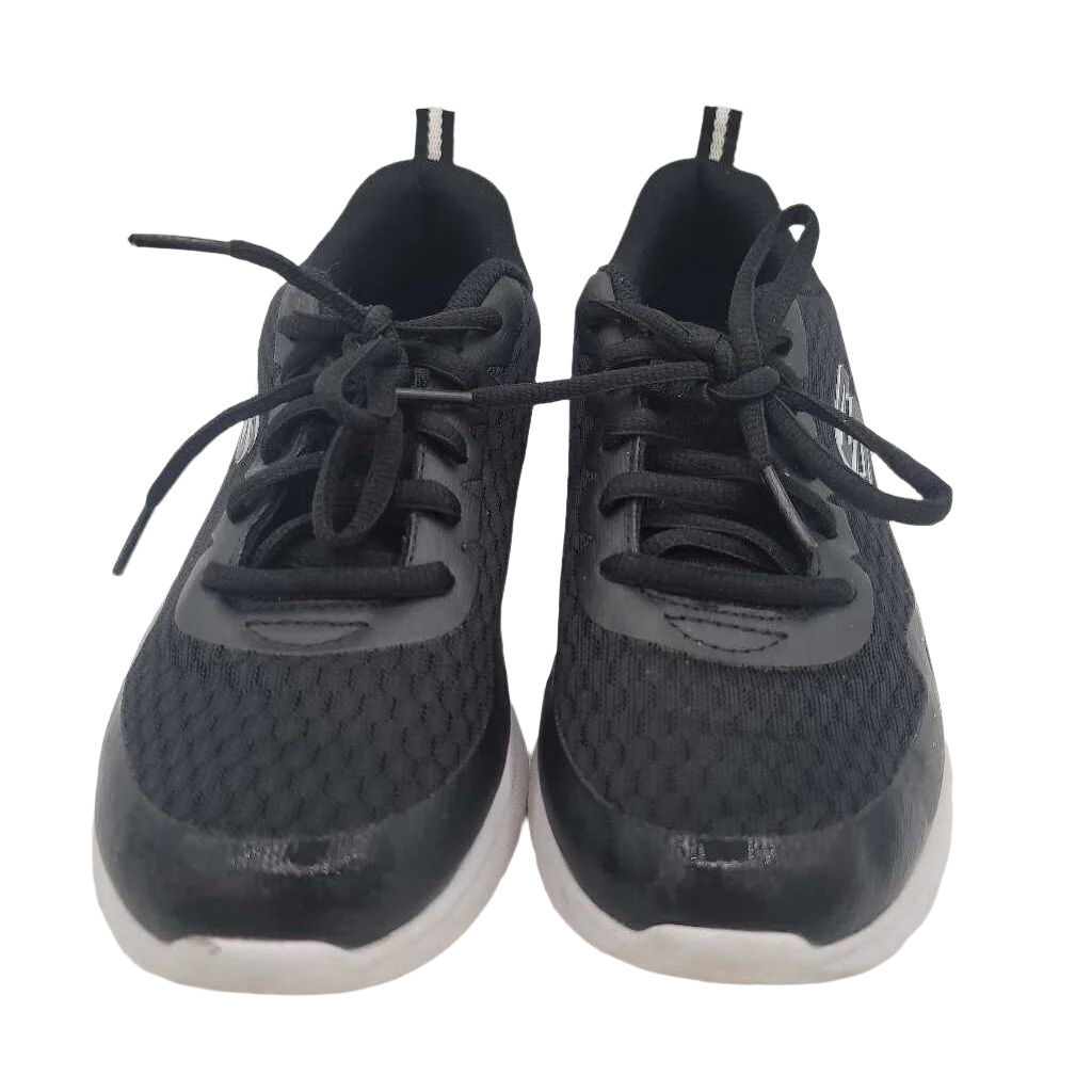 Lace Up Sneakers / S Logo