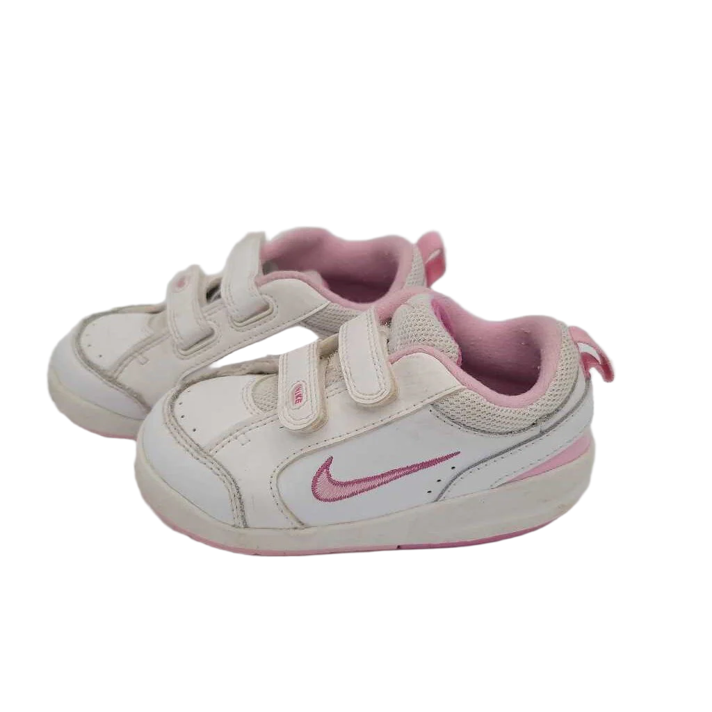 Velcro Tennis Shoes / Swoosh