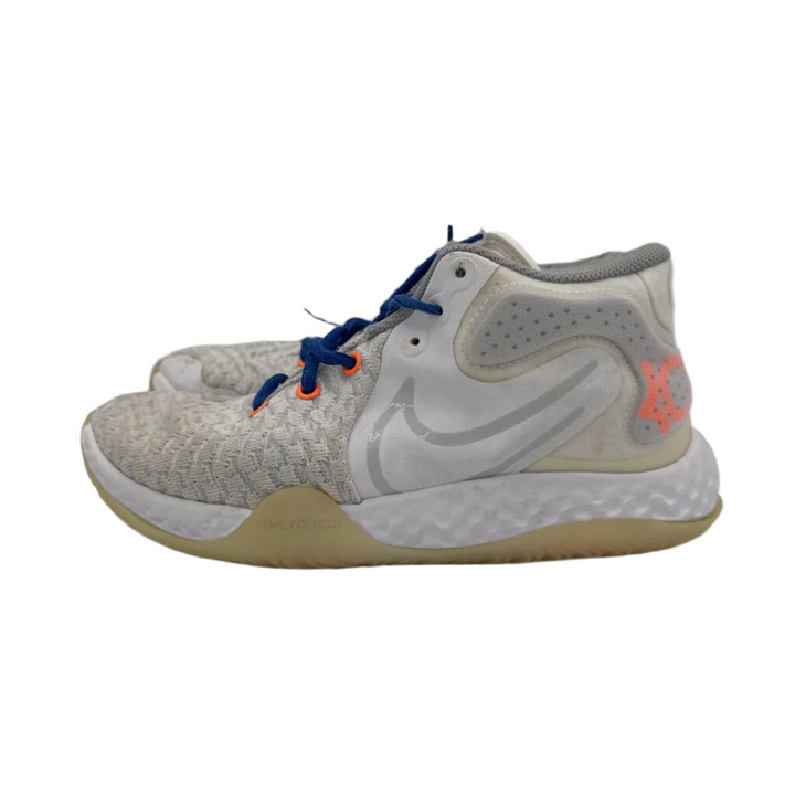Lace Up Sneakers / Swoosh