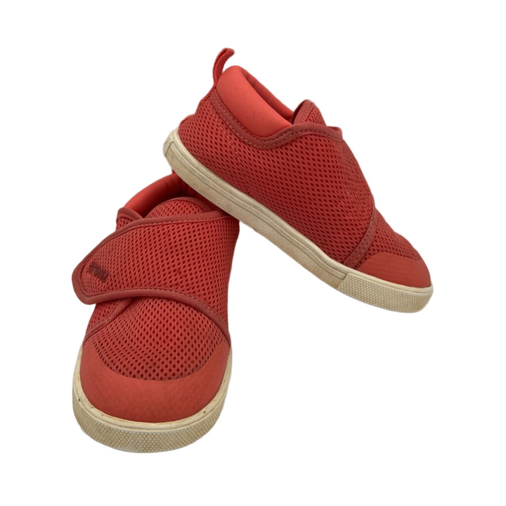 Velcro Slip on Tennis Shoes/Vegan