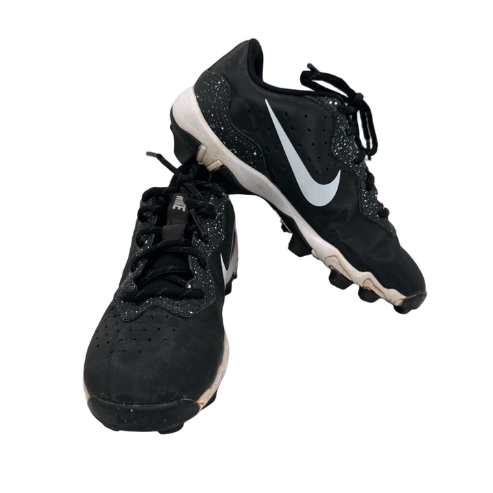 Soccer Cleats / Swoosh