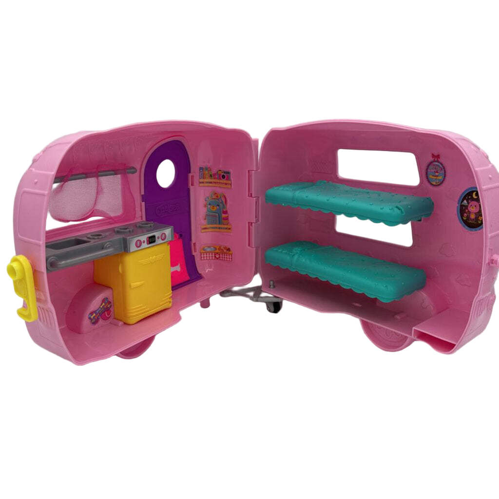Barbie Club Chelsea Camper & Car