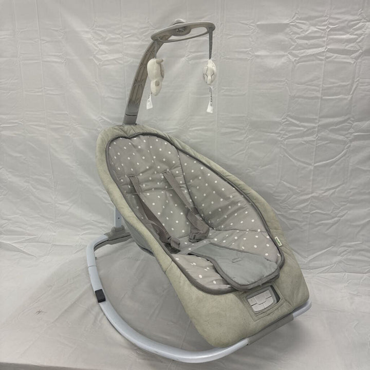 Light Weight Infant to Toddler Rocker - Cuddle Lamb