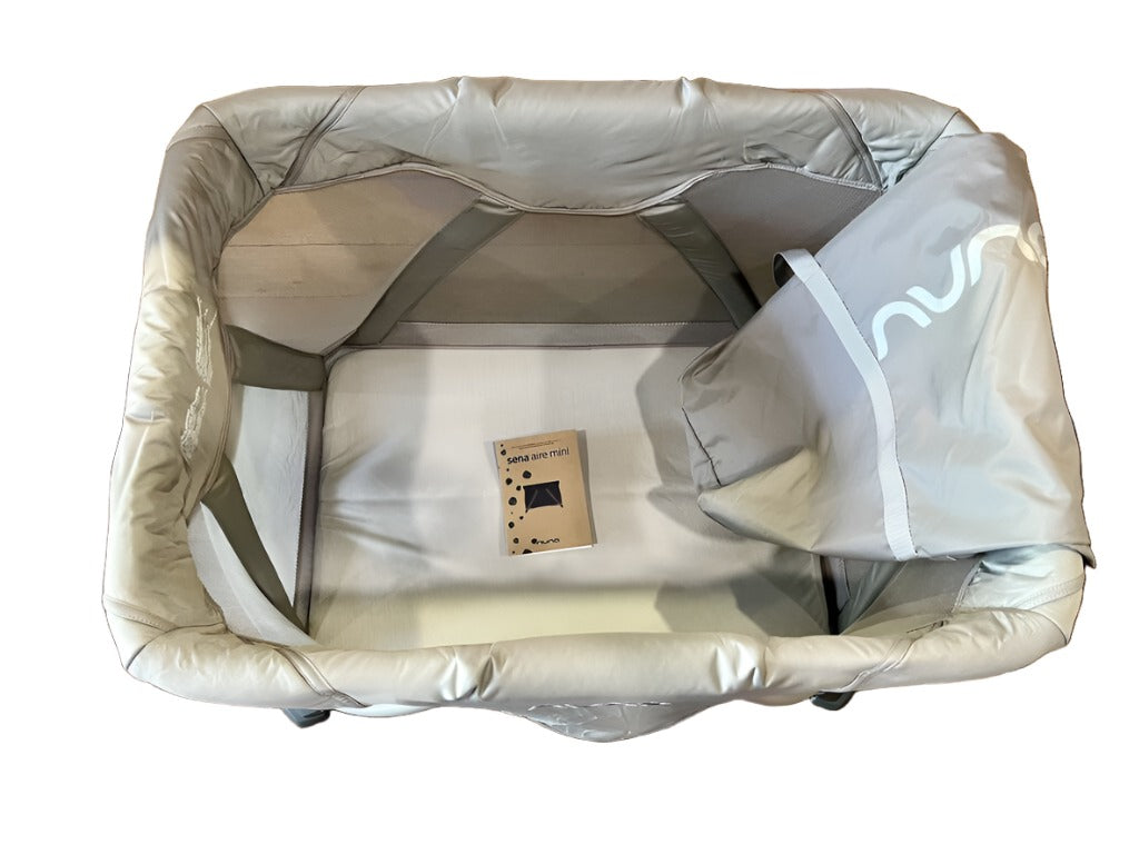 SENA aire Mini Portable Crib