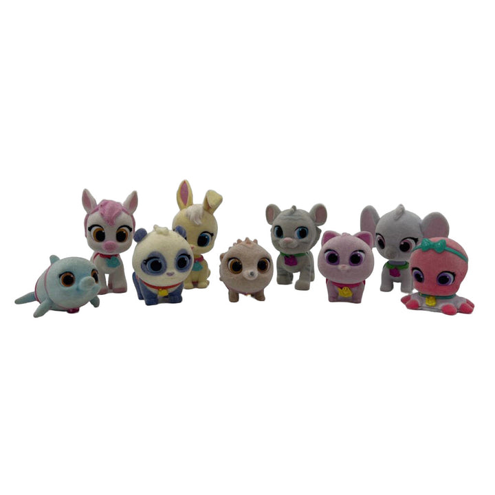 Figurines