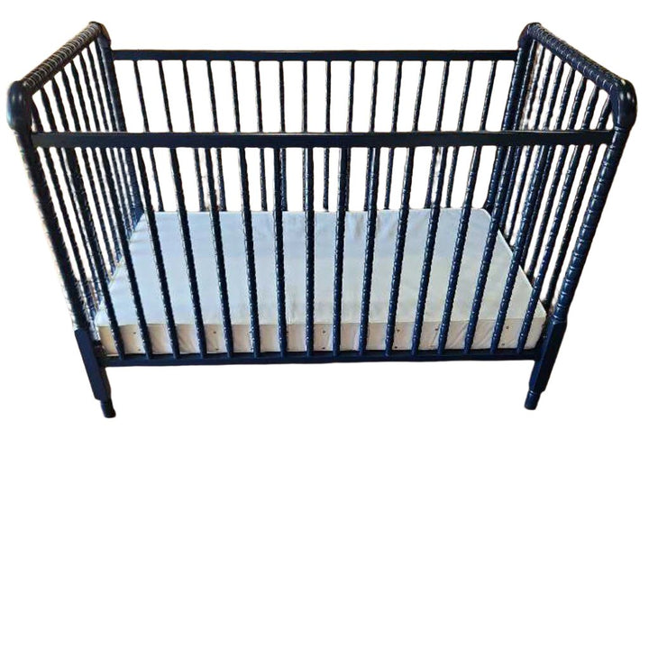 Jenny Lind Convertible Crib