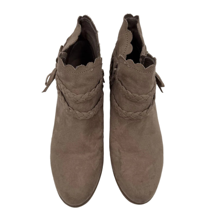 Zip Up Scalloped Boots