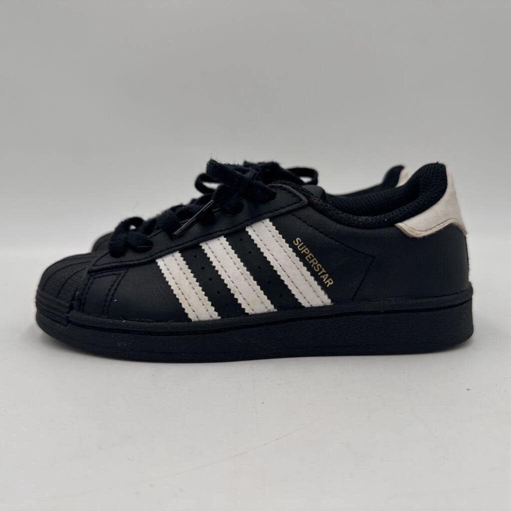 Lace Up Striped Sneakers / Superstar