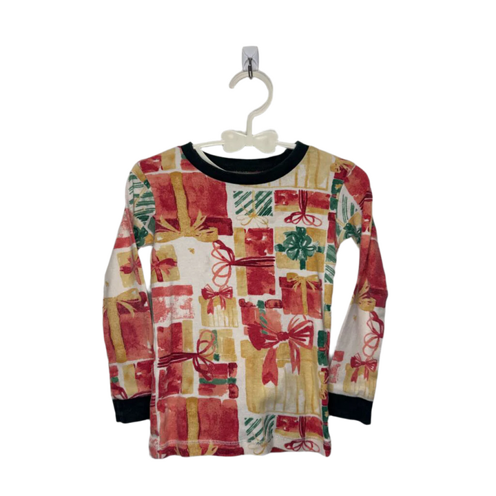 LS Shirt + Pants Pajamas / Presents