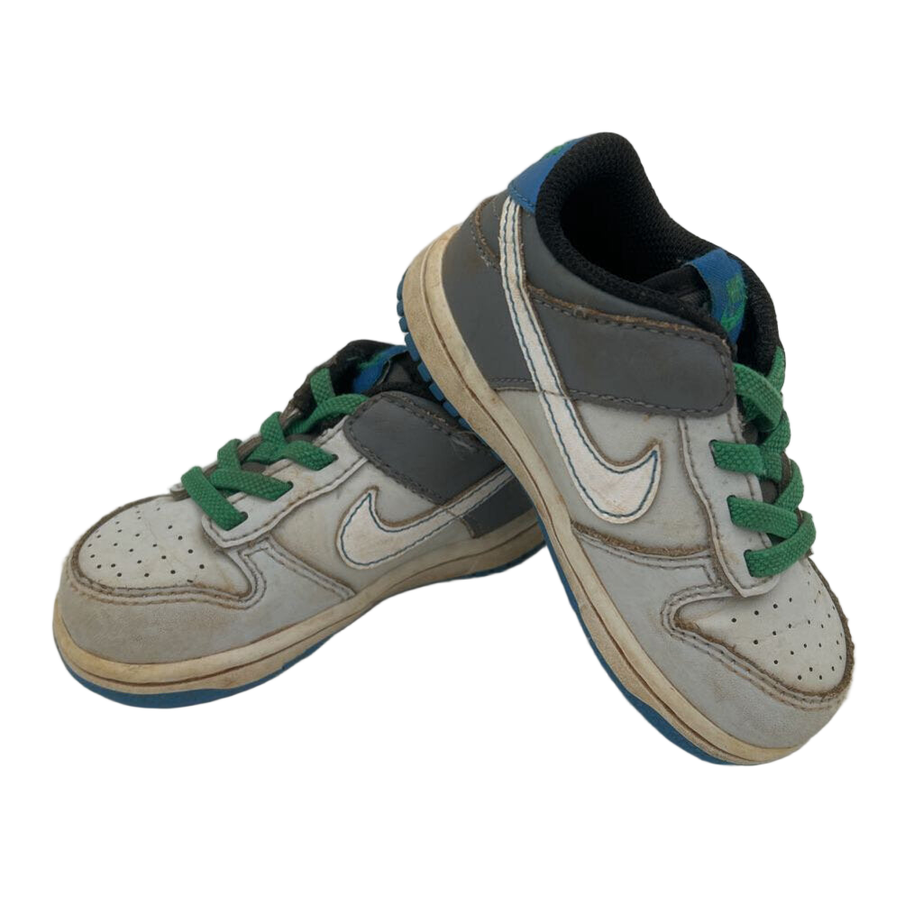 Faux Lace Up Sneakers / Swoosh