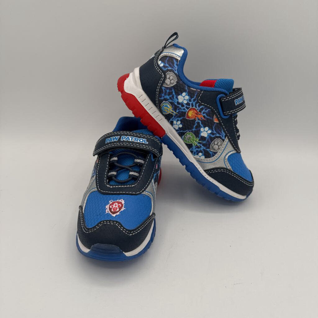 Velcro Tennis Shoes / Light Up