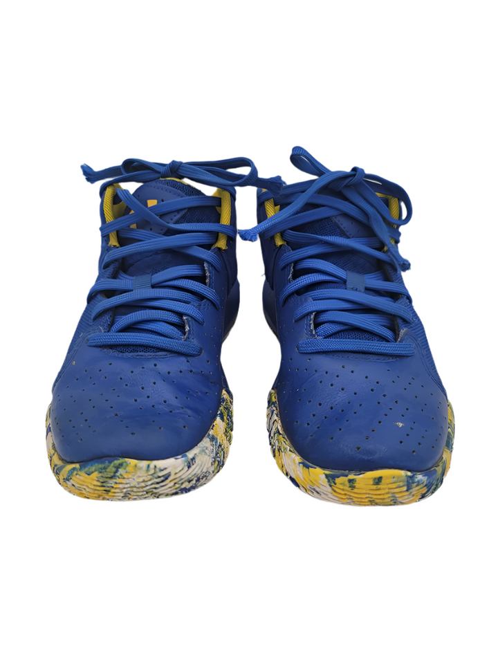 Lace Up Sneakers / Tie Dye Bottoms
