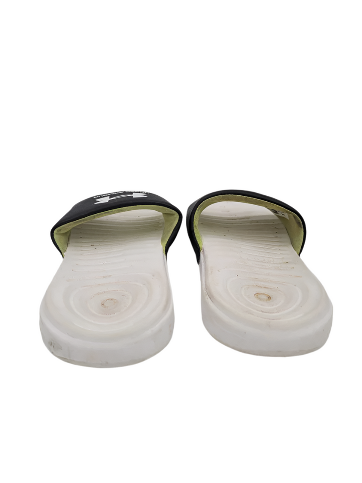 Sandal