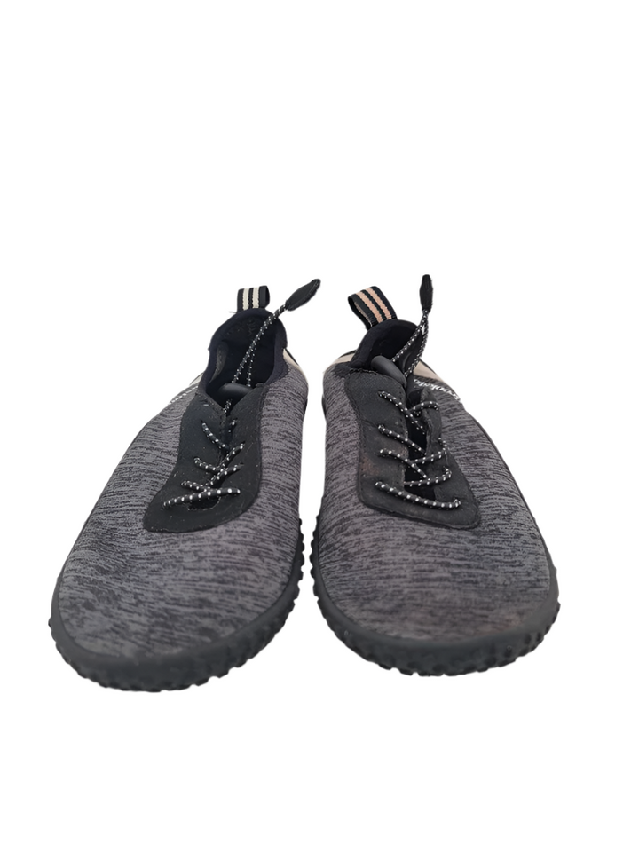 Water Shoes/Elastic Ties