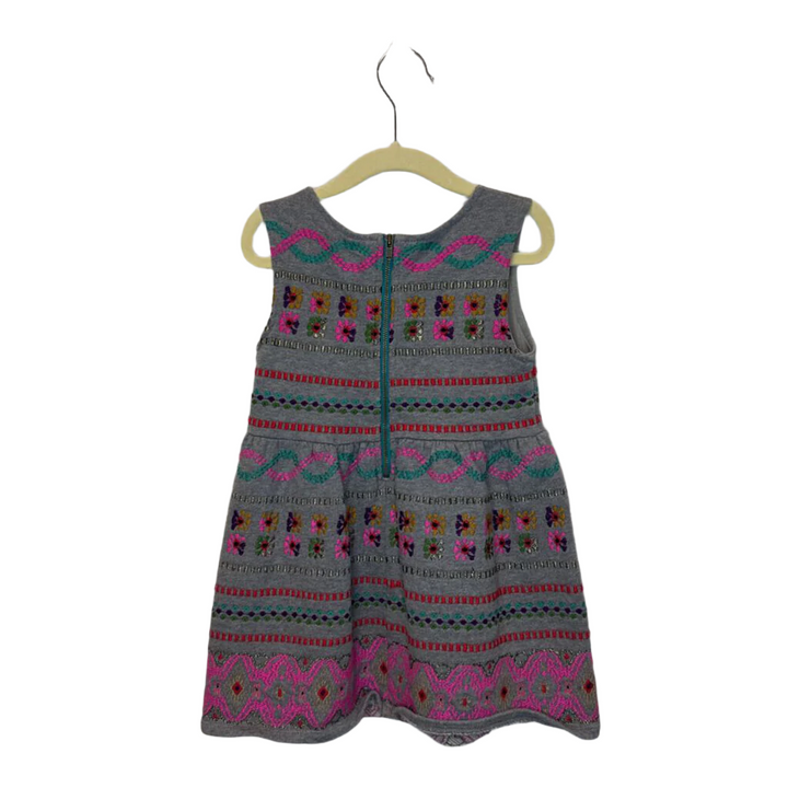 Sleeveless Dress/Embroidered