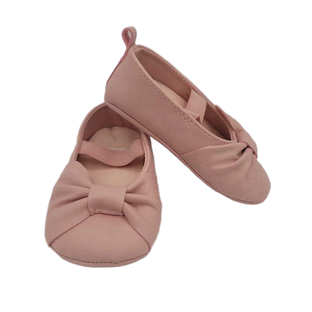 Soft Sole Slip On Shoes / Bow