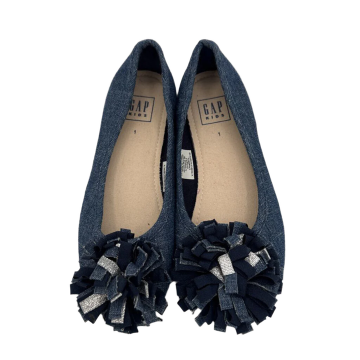 Slip On Shoes / Tassel Flower