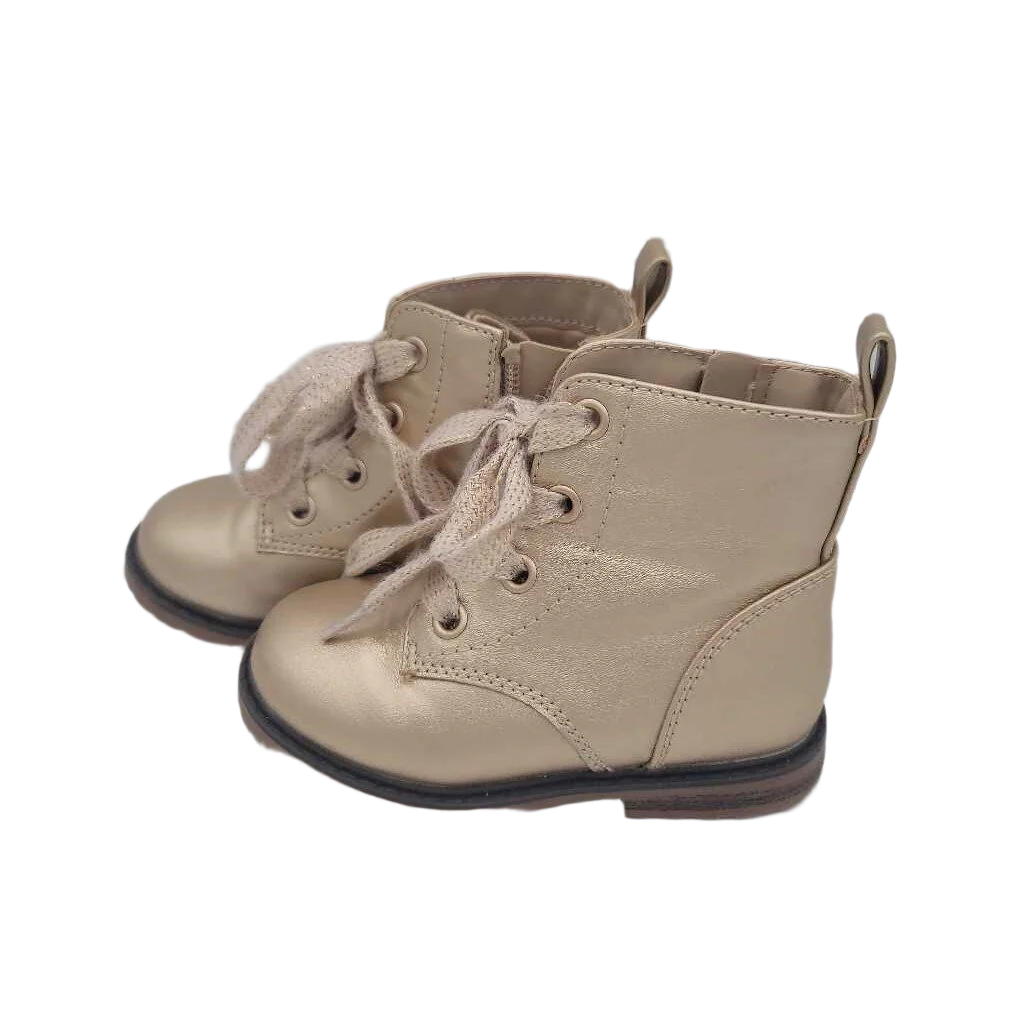 Lace Up Boots/Metallic