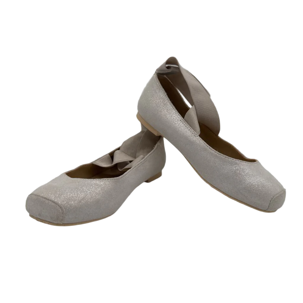 Elastic Band Flat Toe Dance Shoes