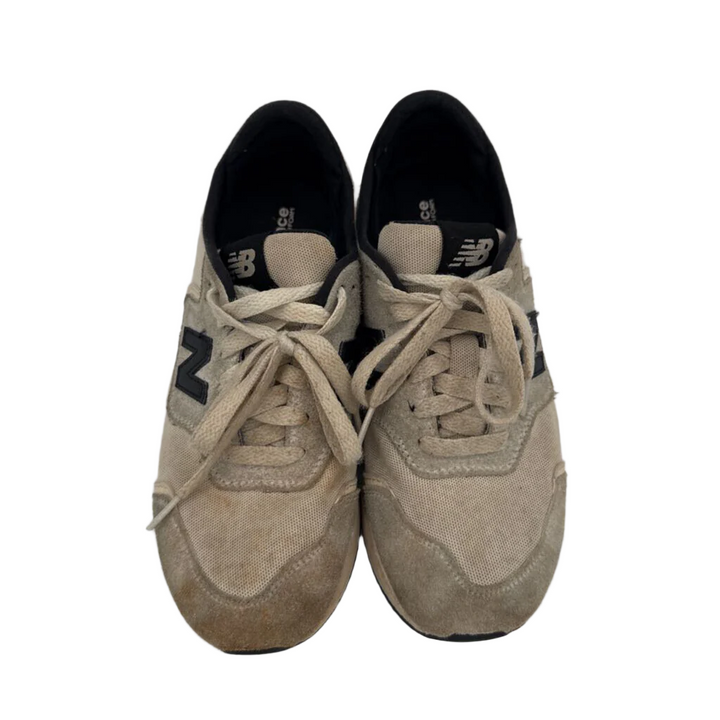 Lace Up Sneaker / N Logo