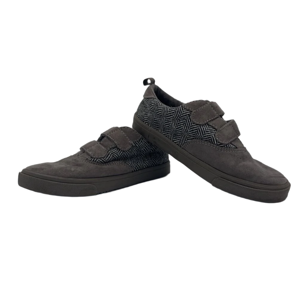 Velcro Sneakers / Chevron Pattern