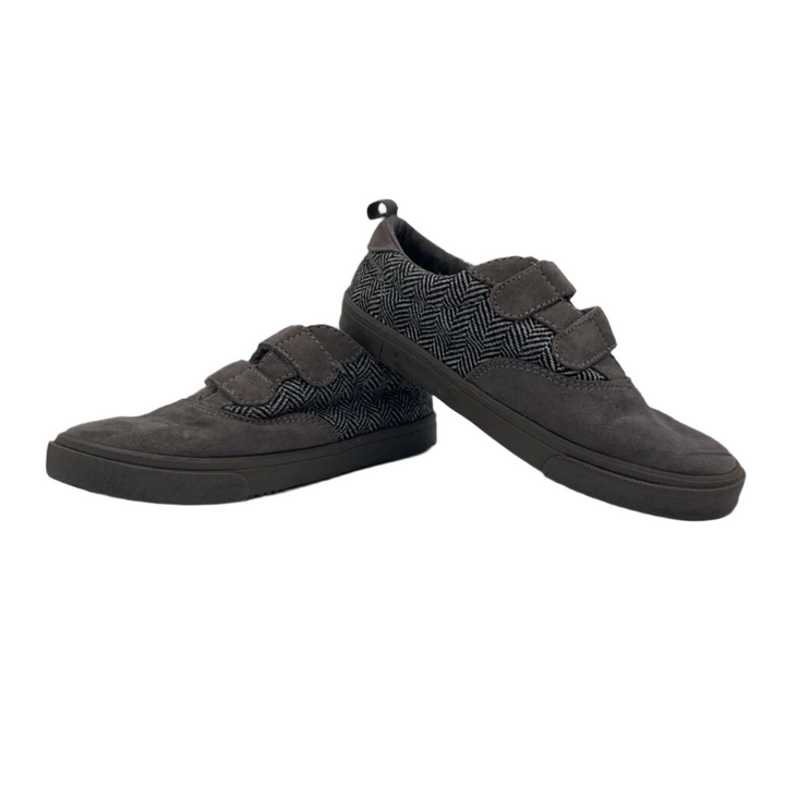 Velcro Sneakers / Chevron Pattern