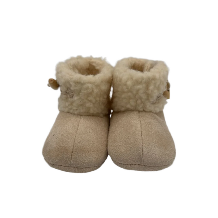 Slip on Boots/Sherpa