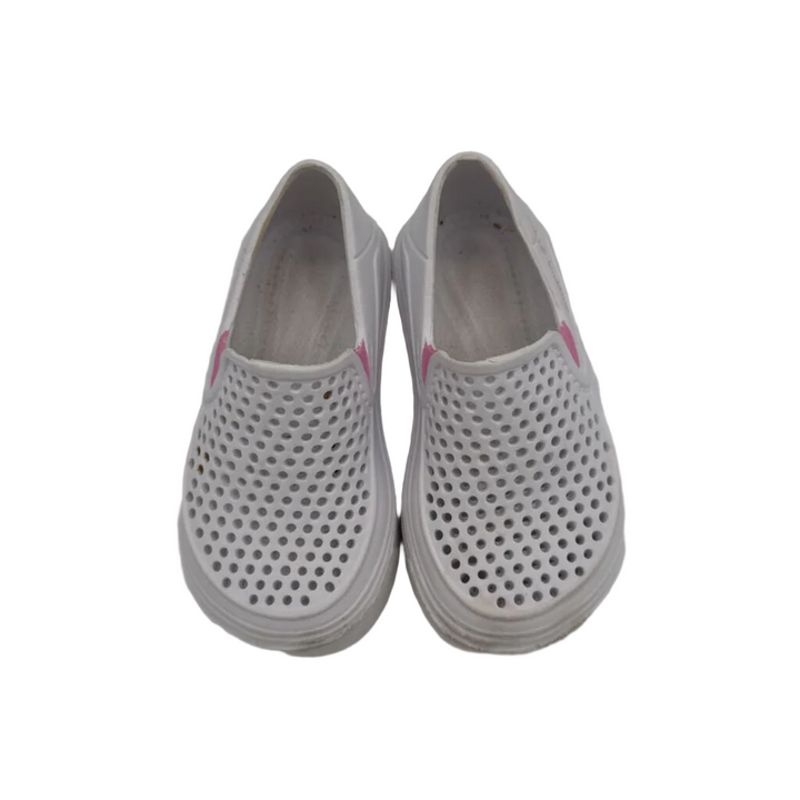 Slip on Water Shoes/Clogs