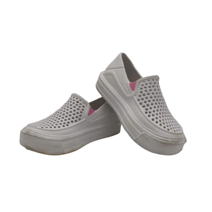Slip on Water Shoes/Clogs