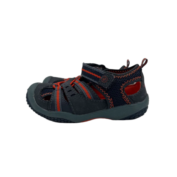 Slip on Water Shoes/Velcro