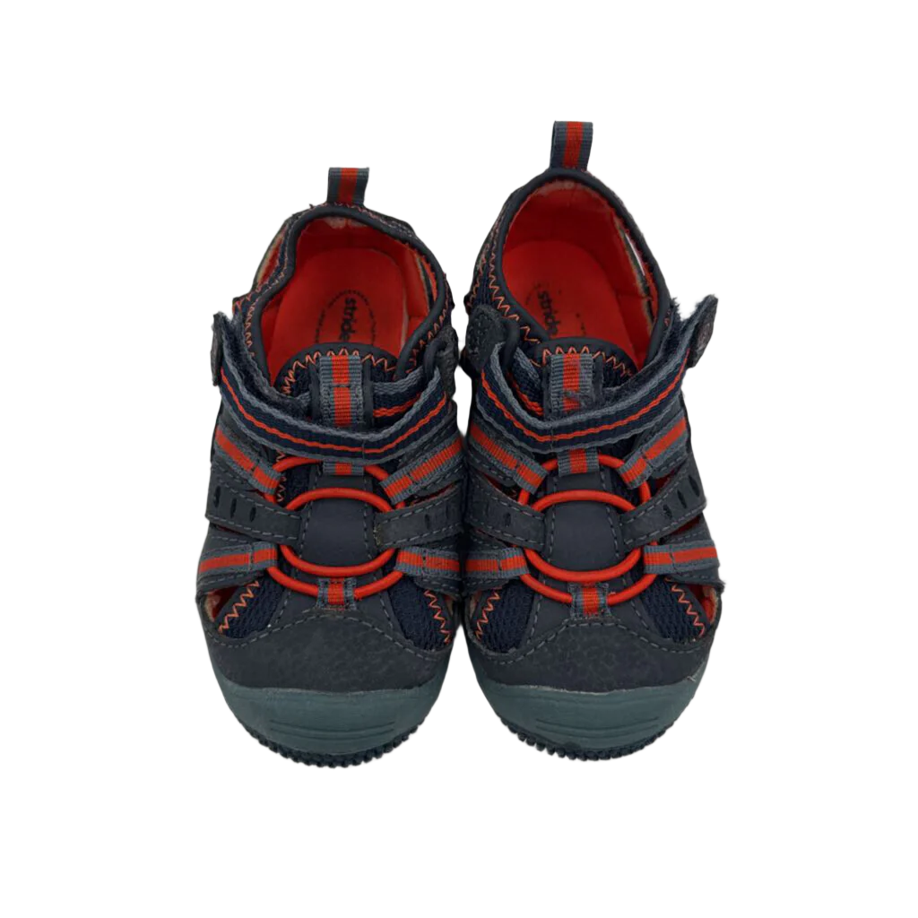 Slip on Water Shoes/Velcro