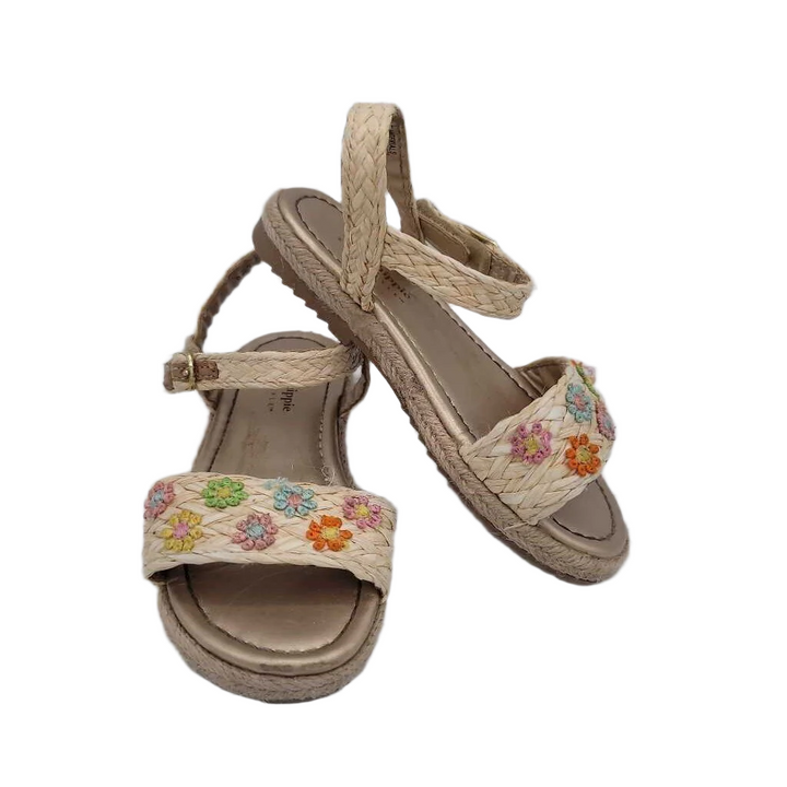 Velcro Clasp Sandal / Embroidered Flowers