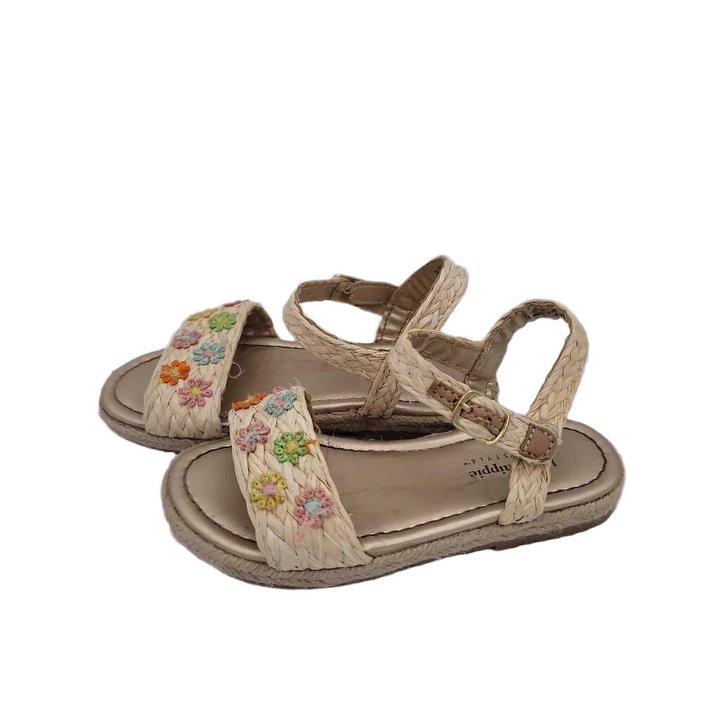 Velcro Clasp Sandal / Embroidered Flowers