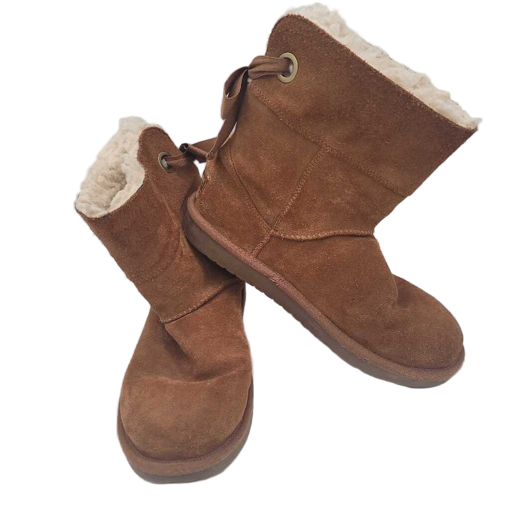 Pull On Fur Lined Boots / Ribbon Back