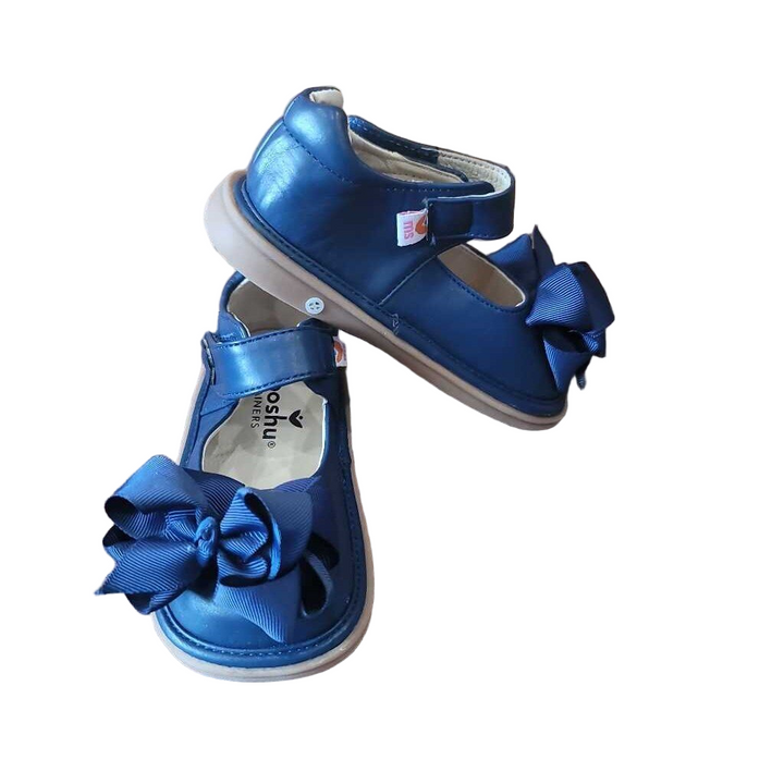 Velcro Mary Janes / Large Bow