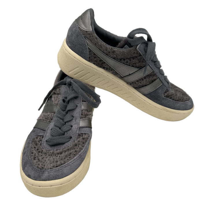 Lace Up Sneakers / Leopard Print