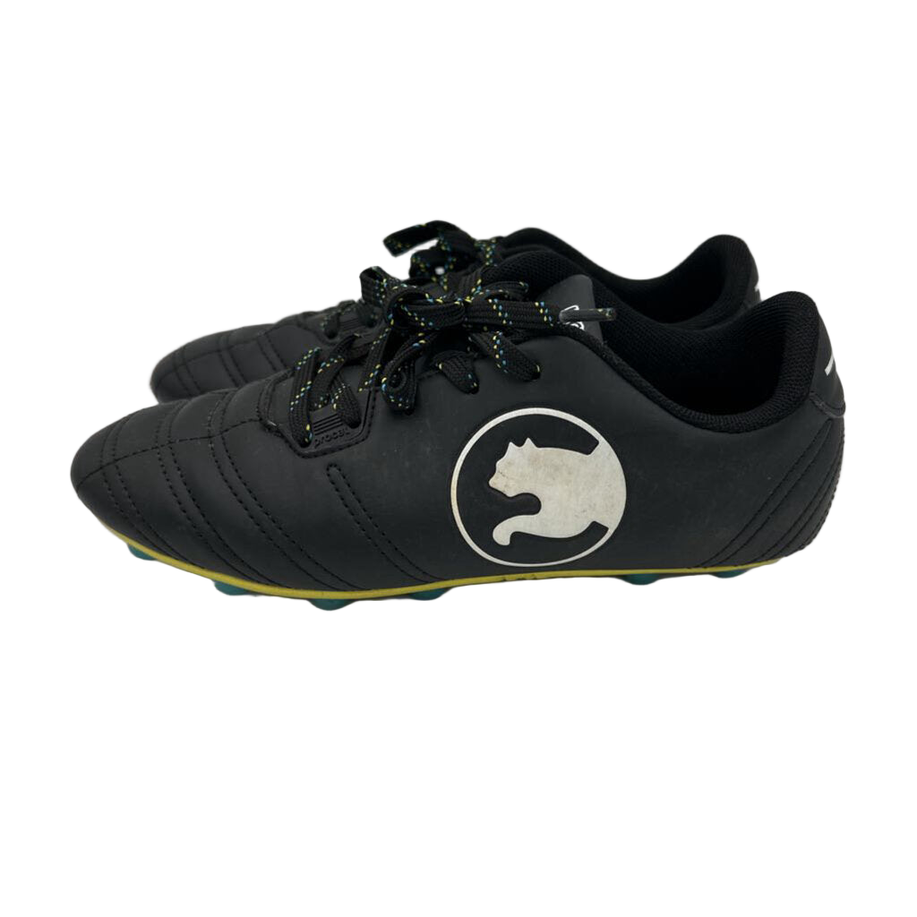 Soccer Cleats / Puma Decal
