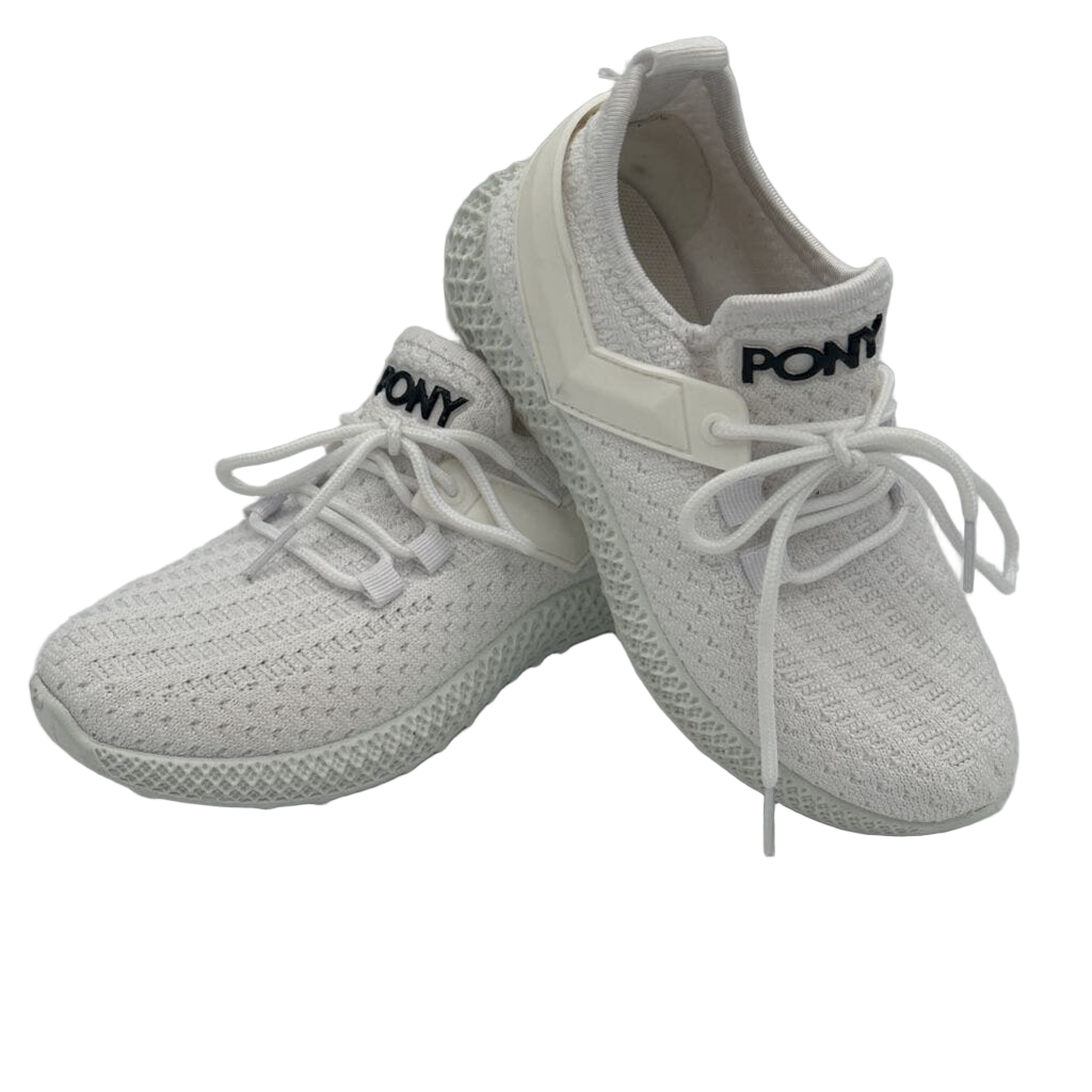 Slip on Sneakers Lace Up