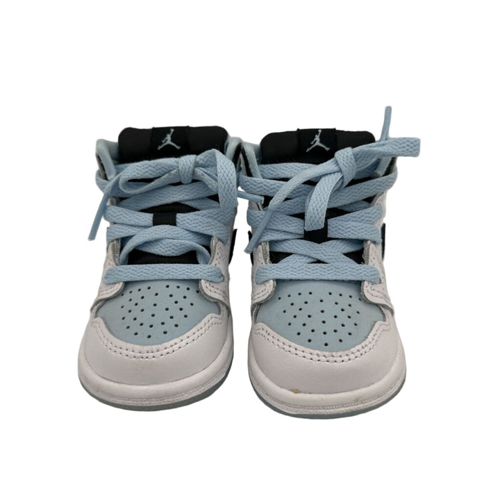 High Top Sneakers/Lace Up