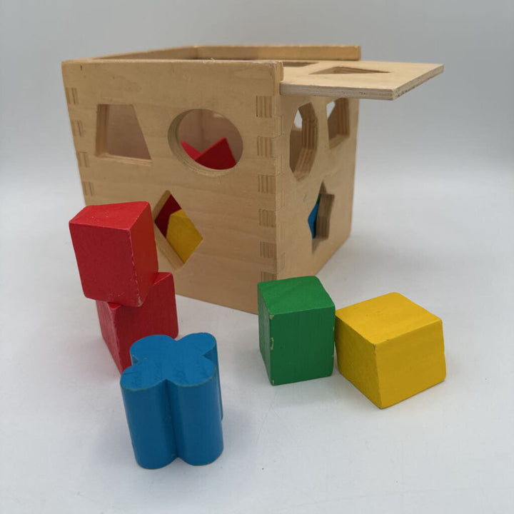 Shape Sorting Cube