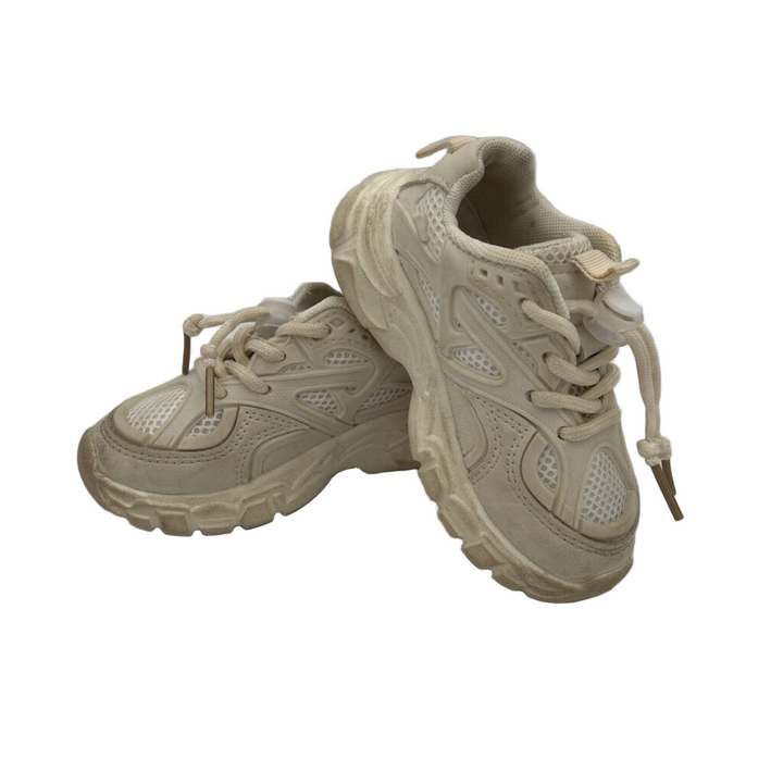 Adjustable Lace Sneakers