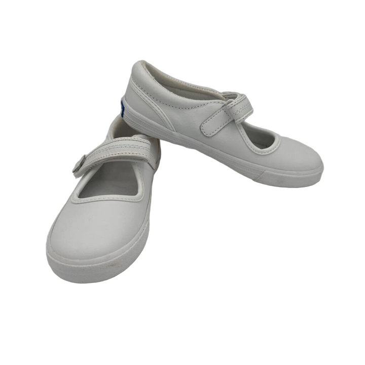 Slip on Tennis Shoes/Velcro Strap