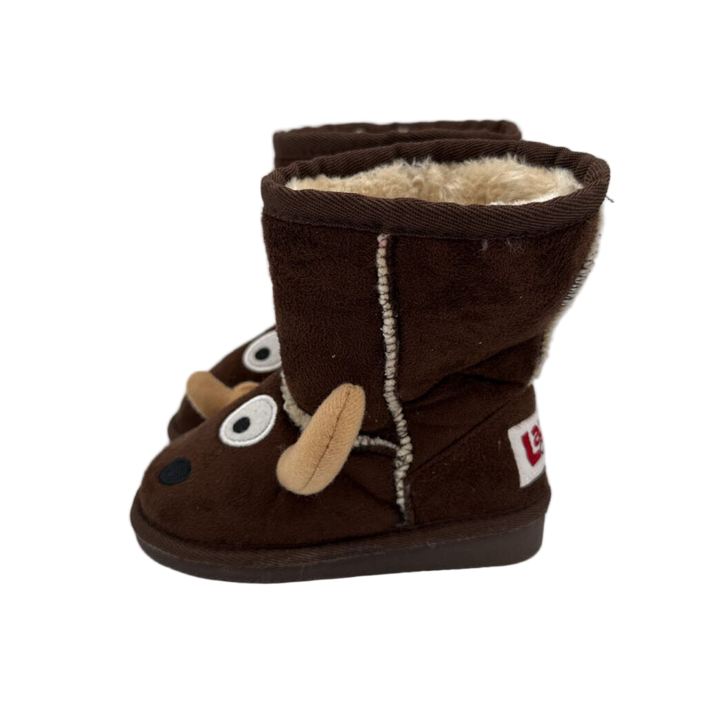 Slip on Moose Boots