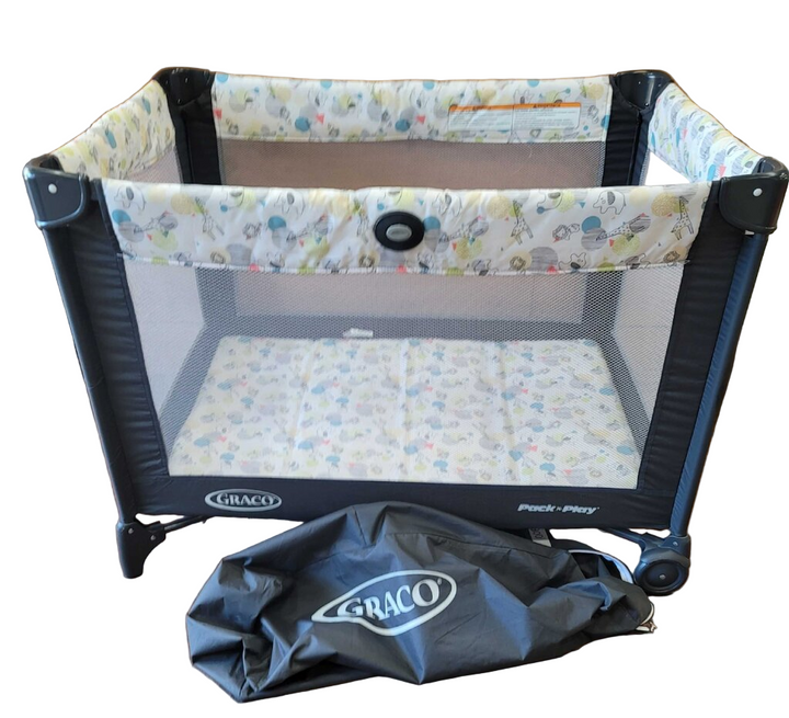 Graco Pack N' Play with Cover/Safari Animals