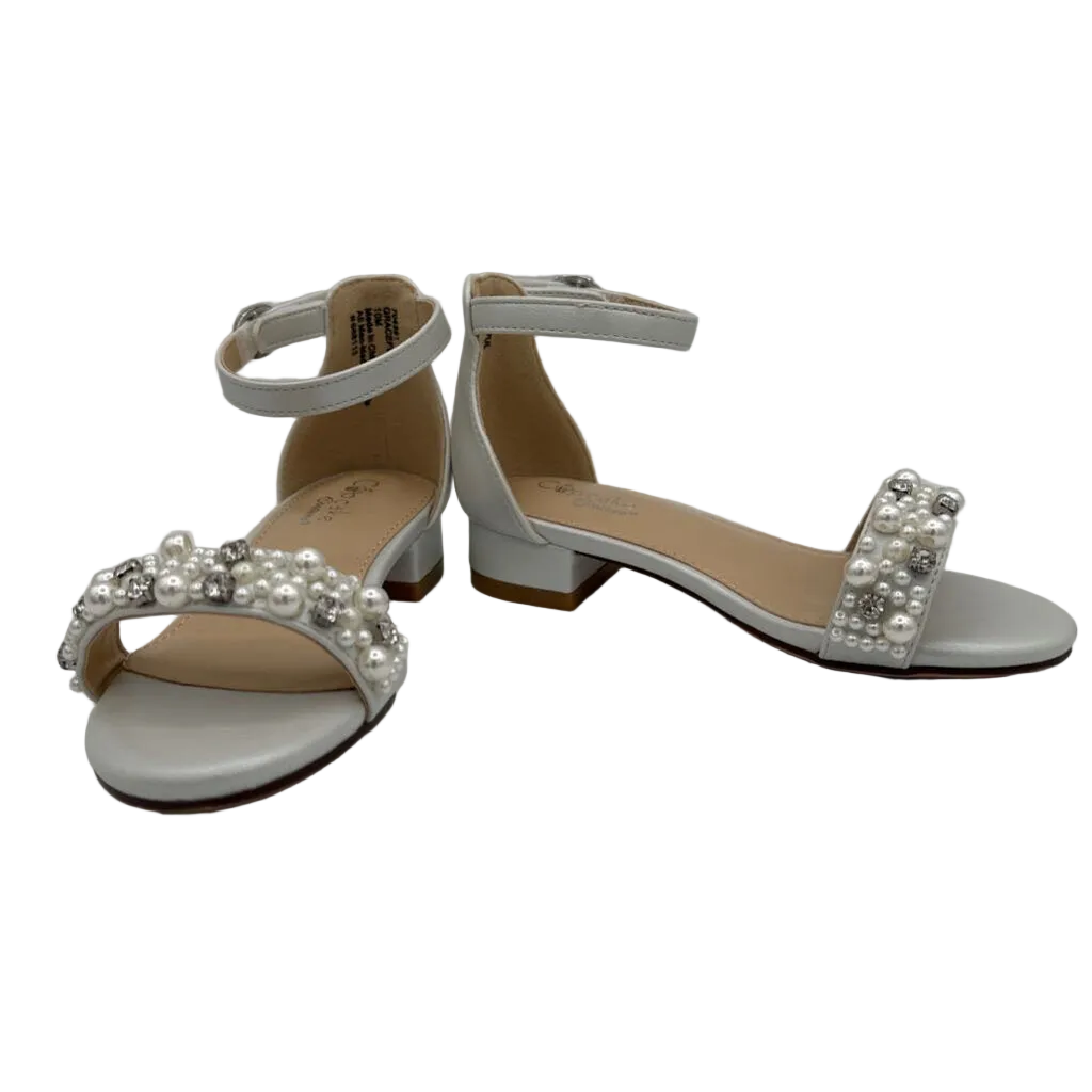 Buckle Sandals/Beaded with Pearls