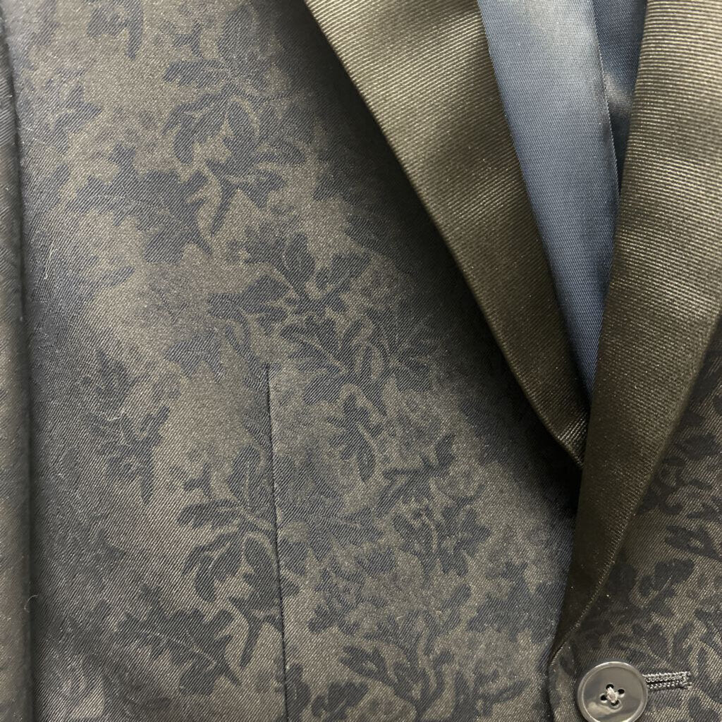 Sport Coat / Leaf Pattern